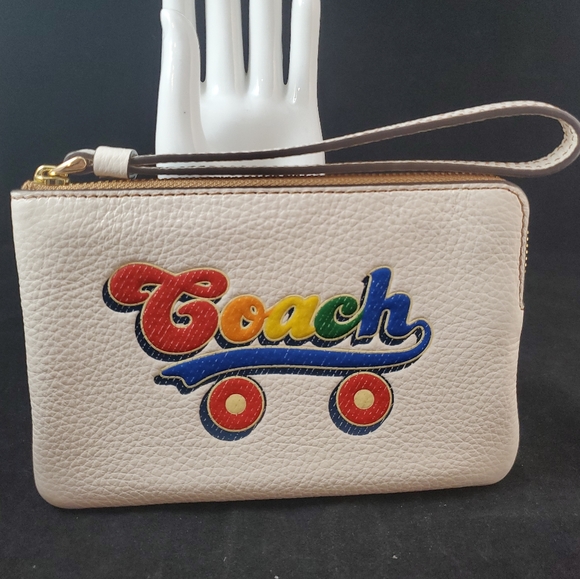 NWT Coach Rainbow Roller Skate Wristlet - Picture 3 of 8
